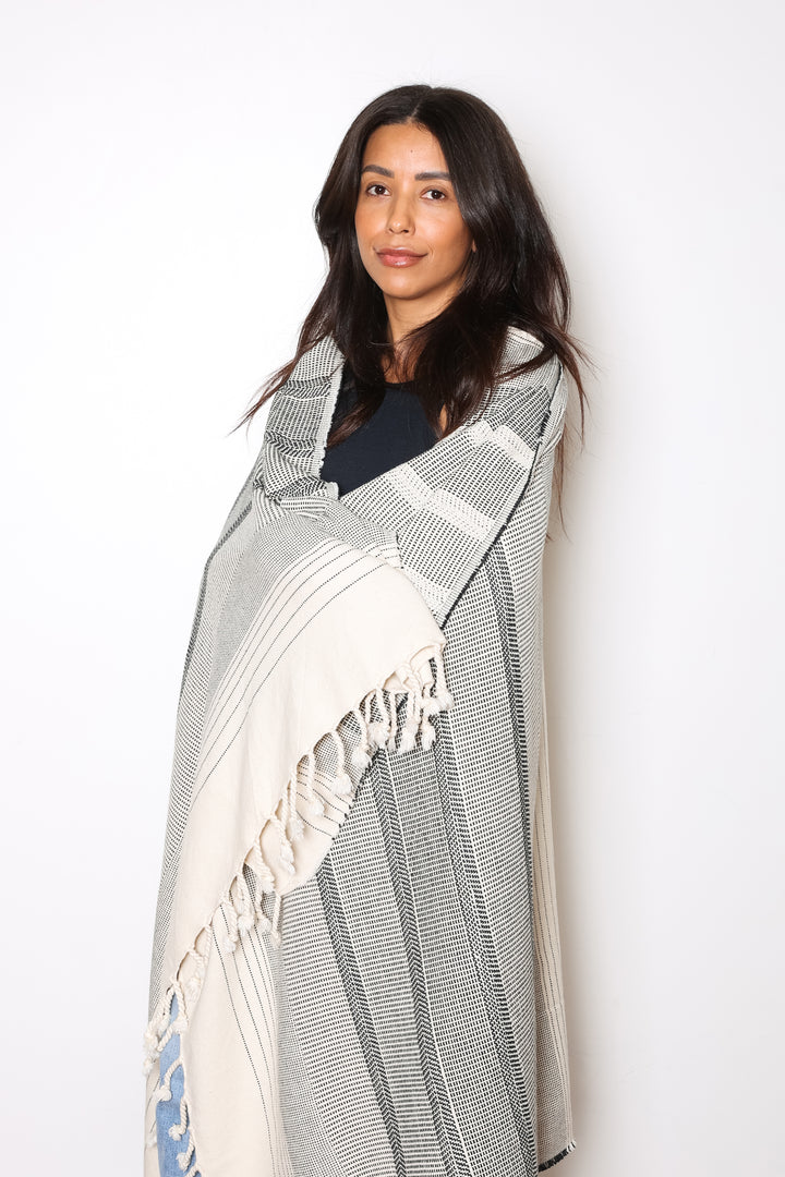 THE SONNET | Striped Throw