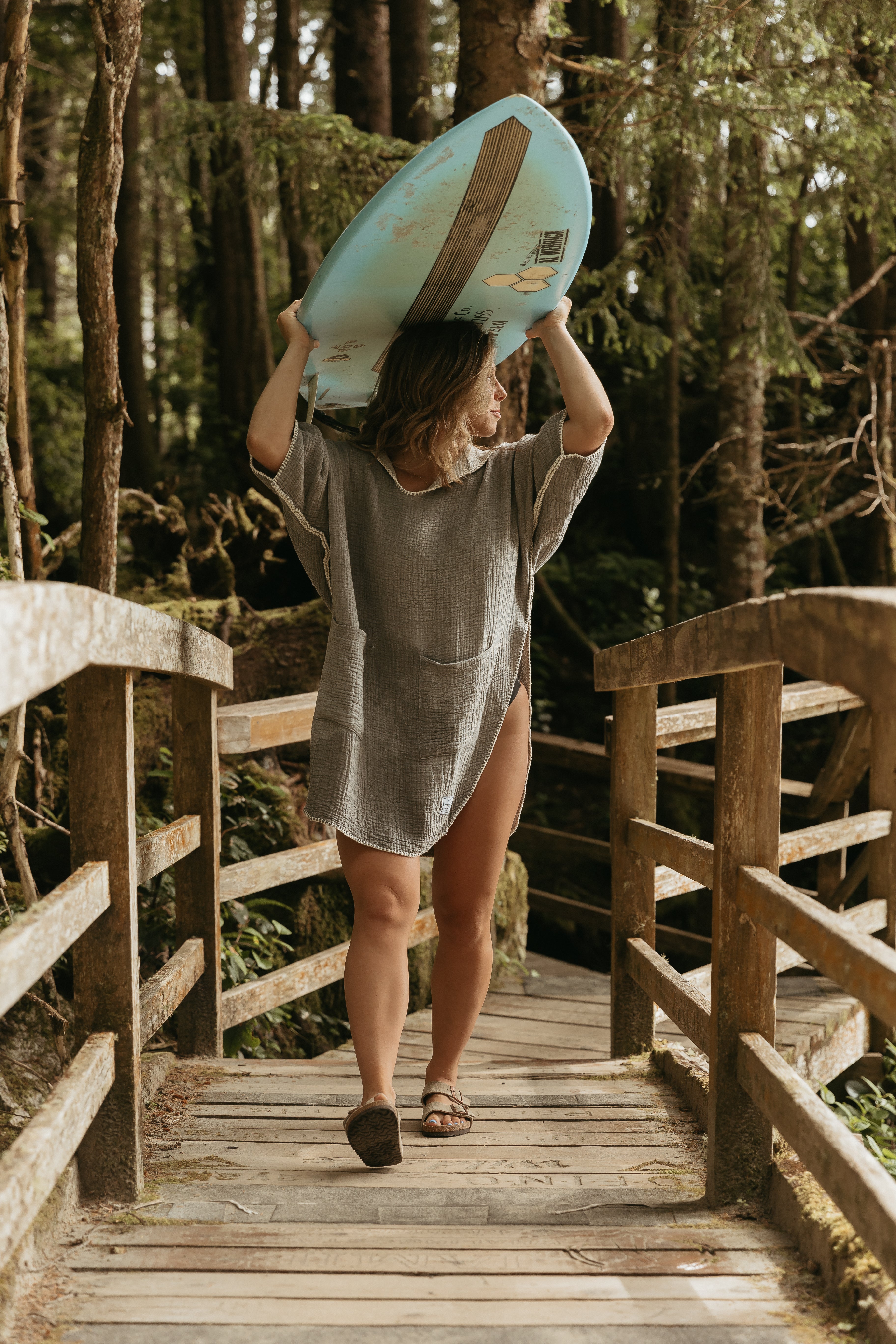 THE COCOON | Unisex Muslin Surf Poncho – Tofino Towel Co.