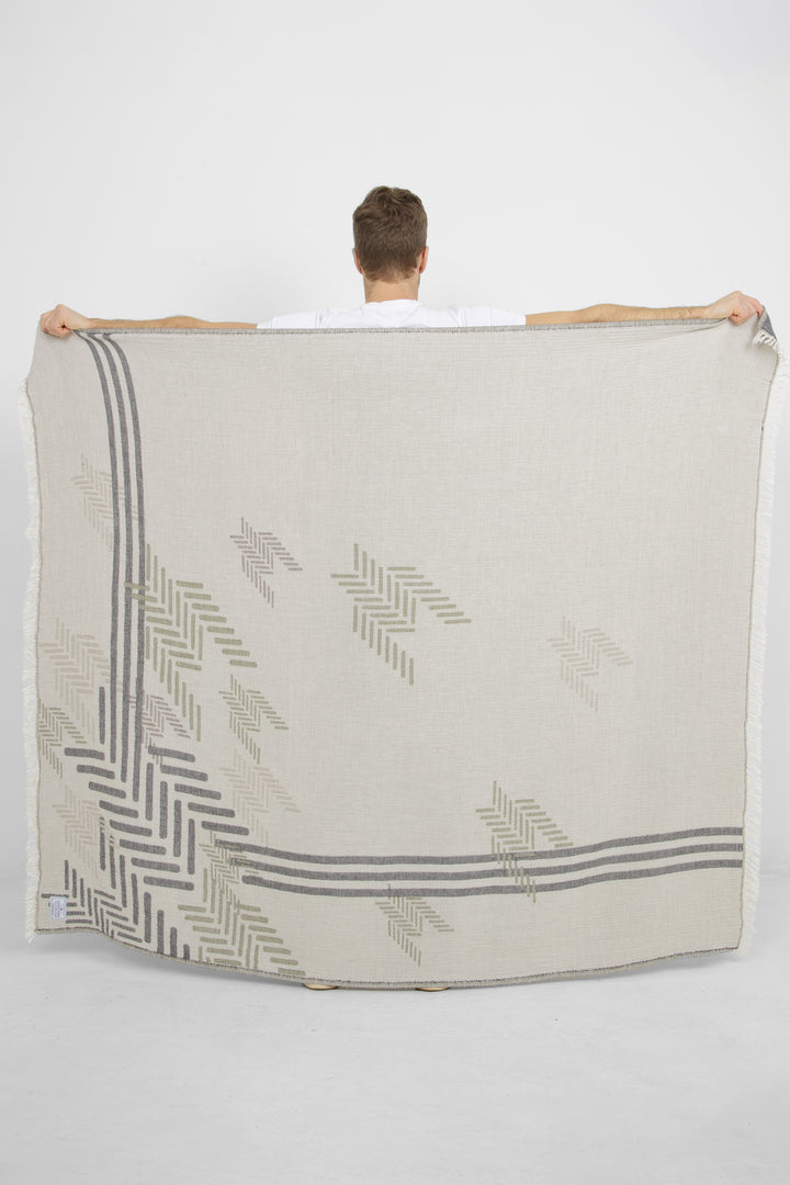 THE YEW | Muslin Throw