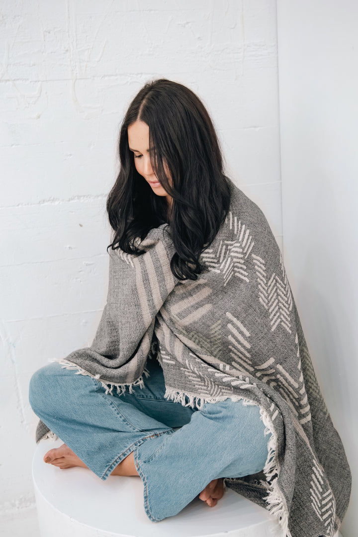 THE YEW | Muslin Throw