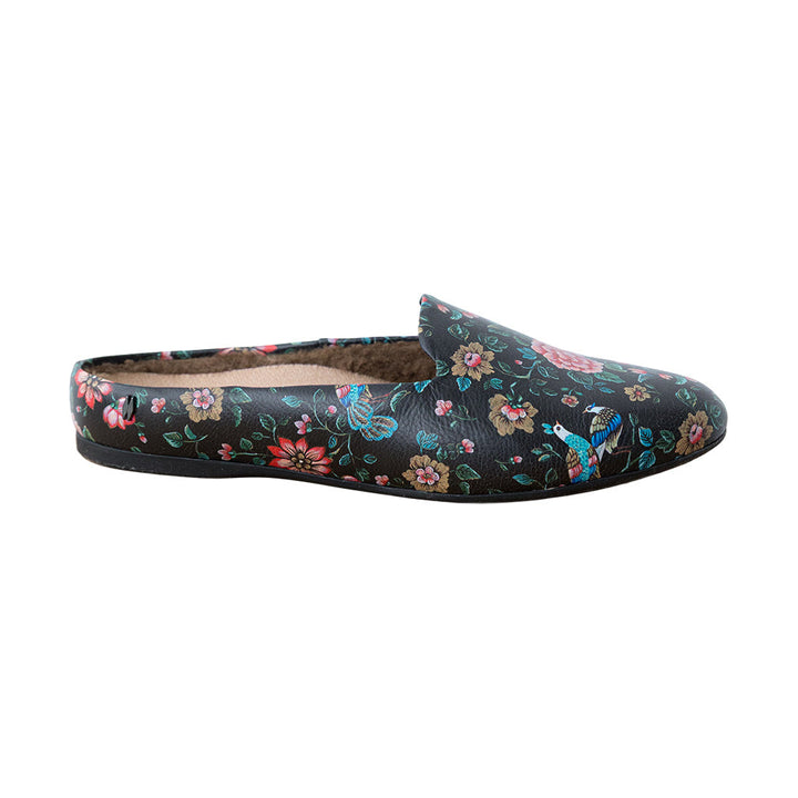 #color_black-floral