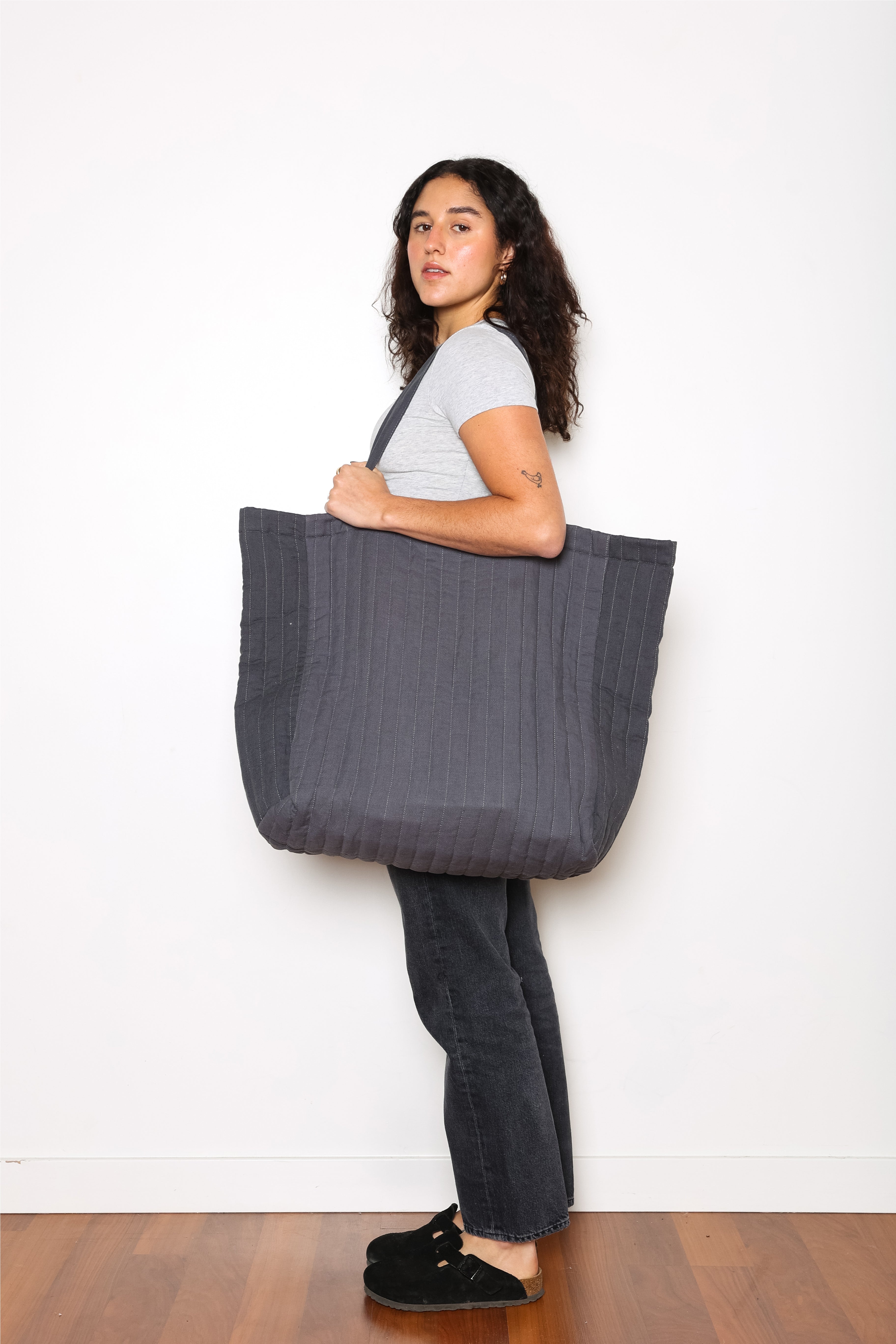 Extra large best sale quilted tote bags