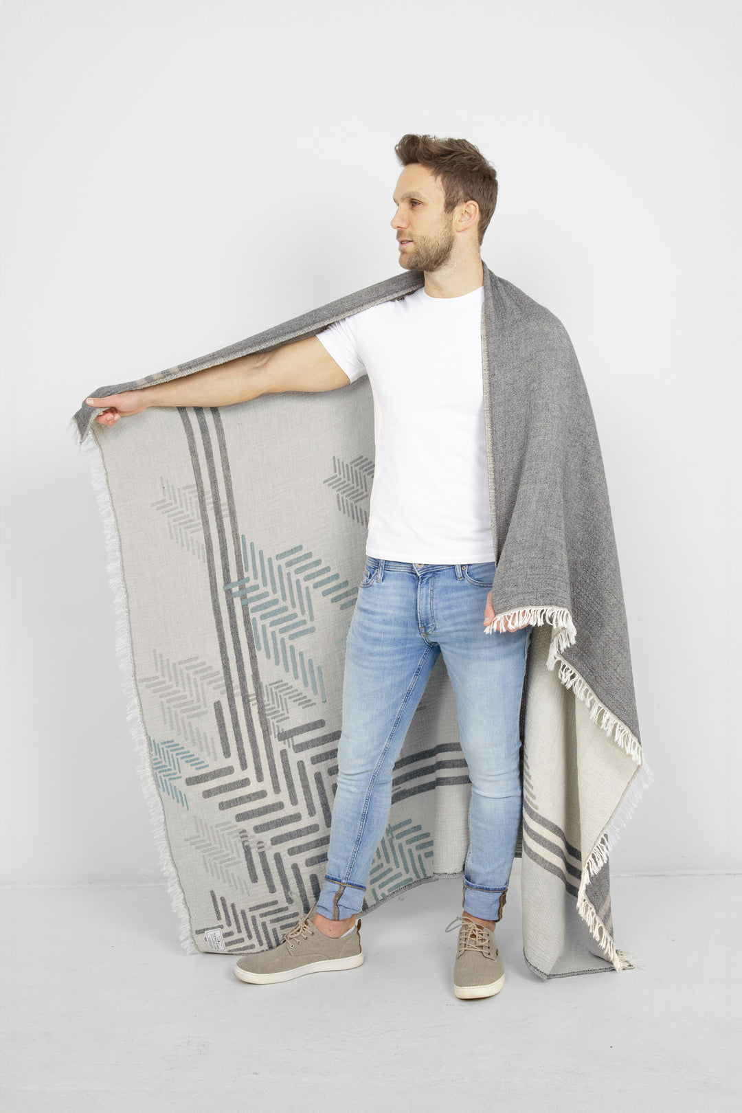 THE YEW | Muslin Throw