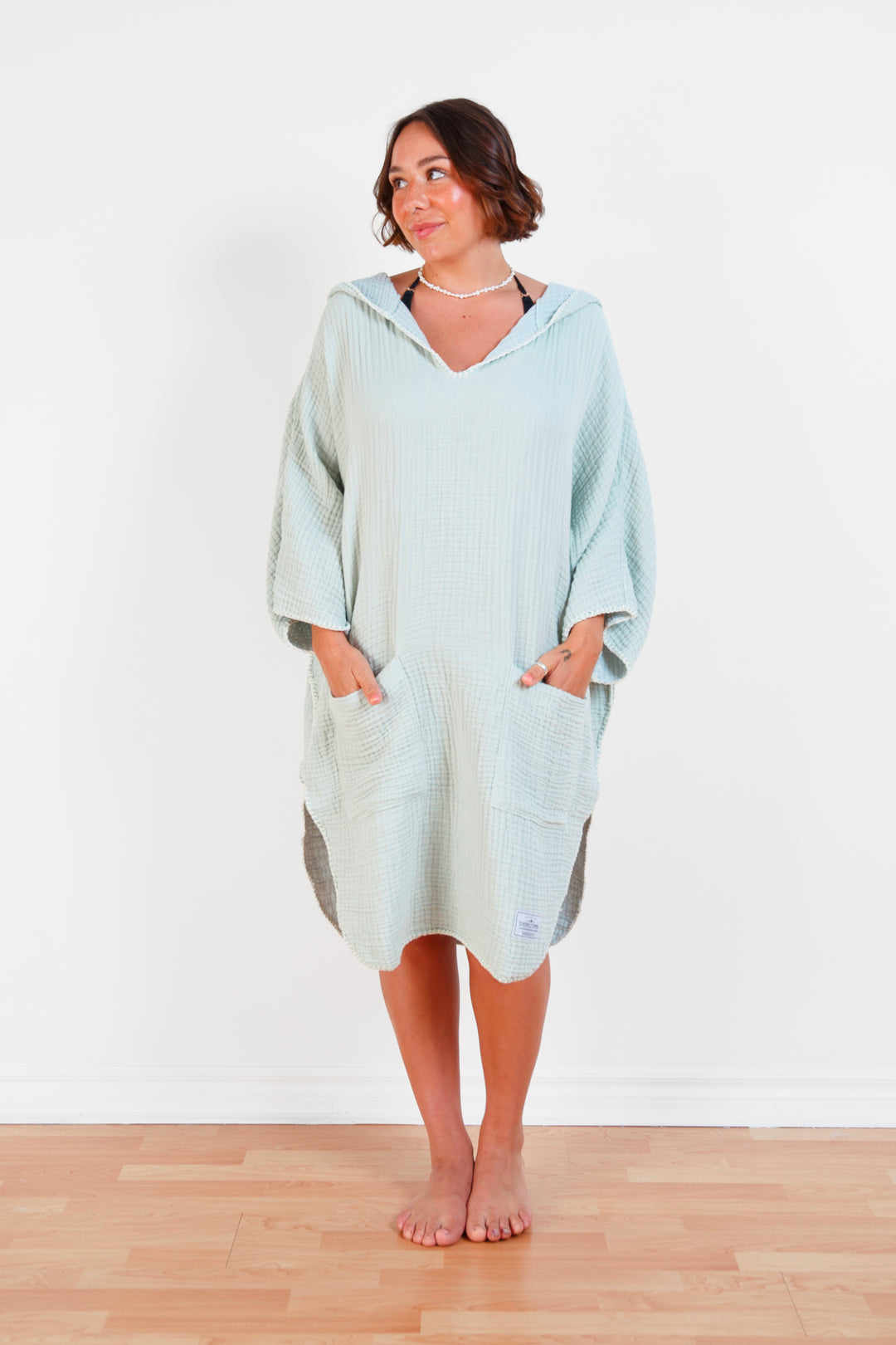 THE COCOON Women's Muslin Surf Poncho – Tofino Towel