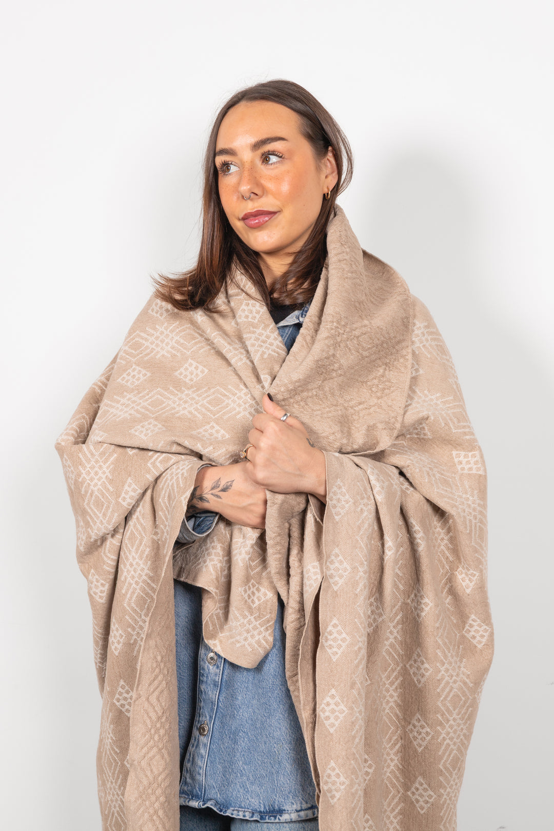 THE LENA | Chenielle Throw