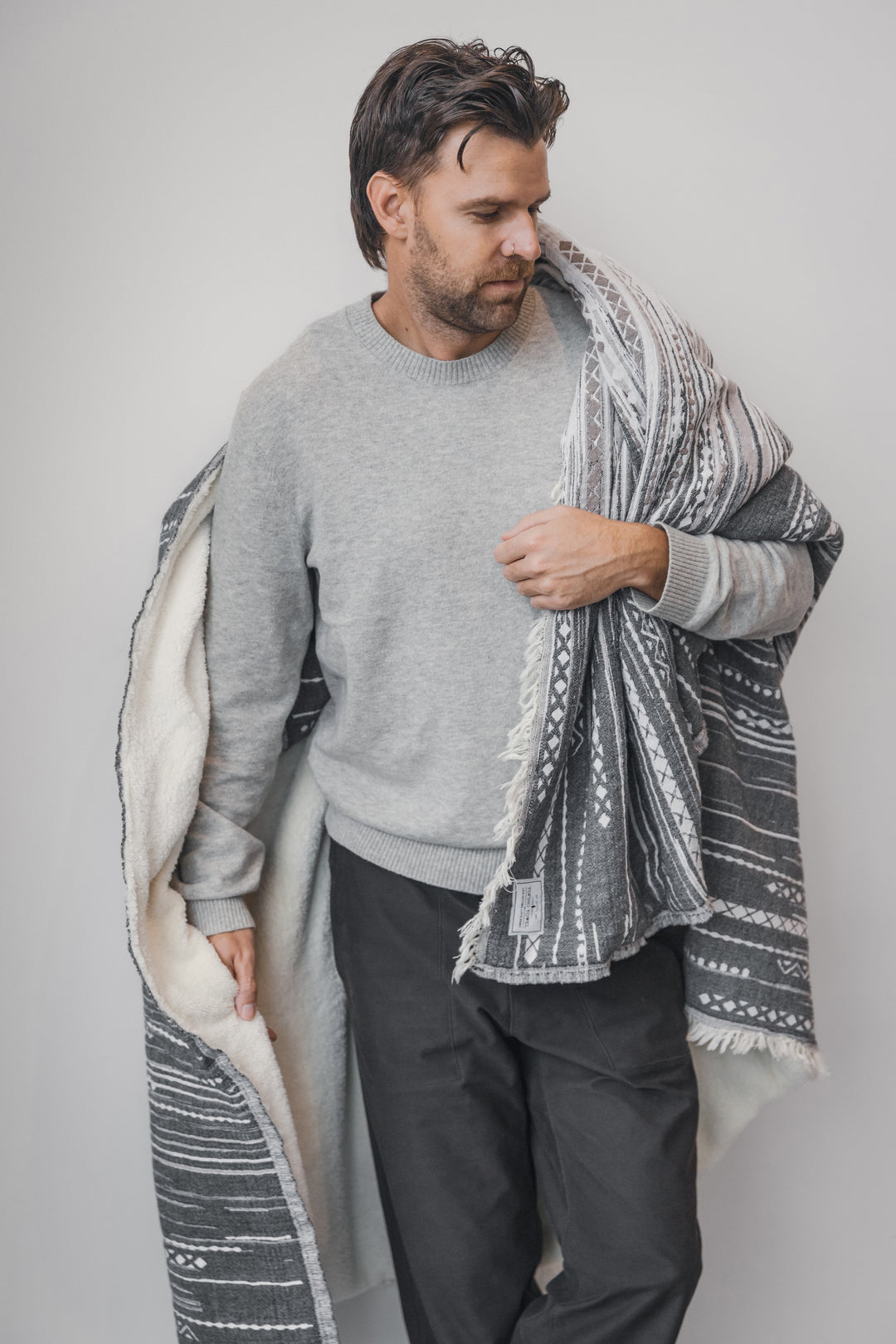 THE CHARA | Fleece Lined Throw